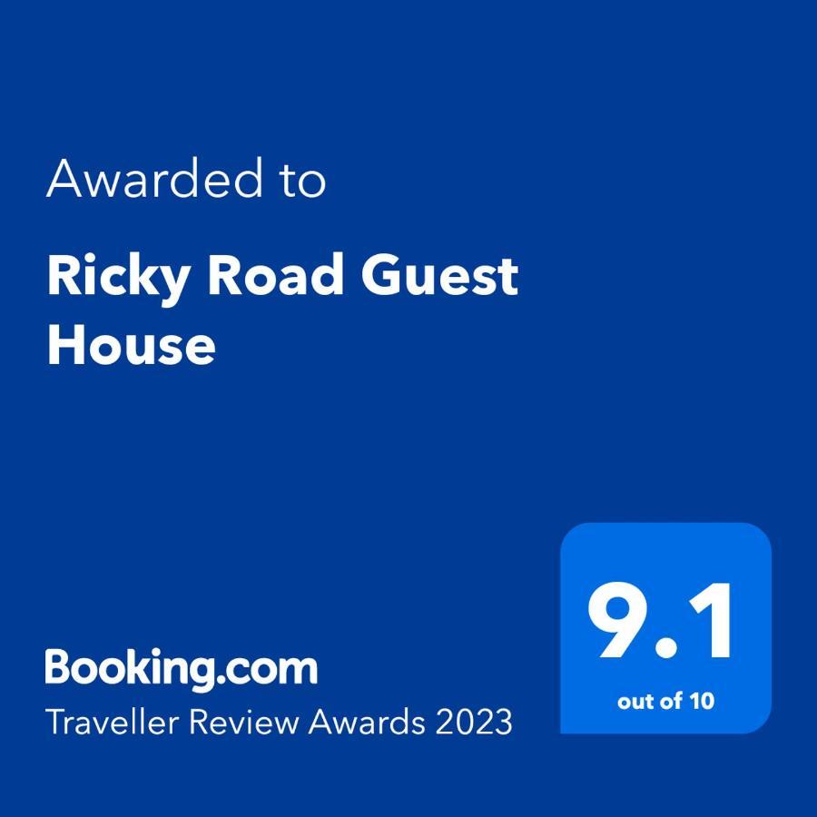Ricky Road Guest House - "Wizard Studio Room" Available To Book Now 沃特福德 外观 照片